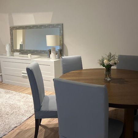 מונטיז'ו Modern Double Room With Private Balcony מראה חיצוני תמונה
