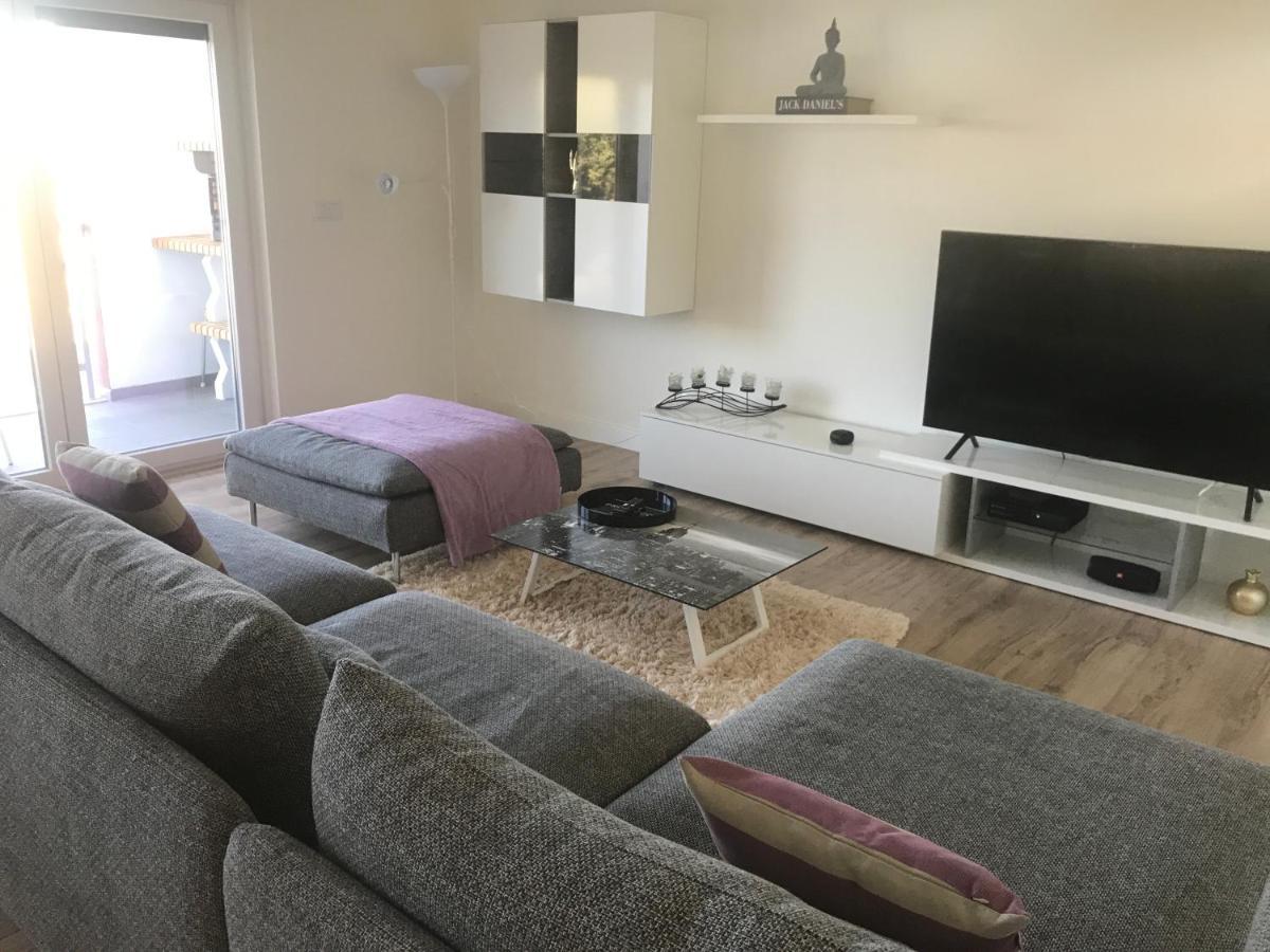 מונטיז'ו Modern Double Room With Private Balcony מראה חיצוני תמונה